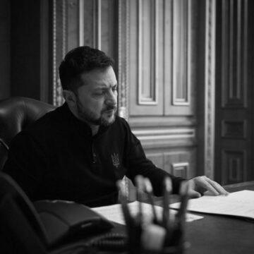 Ротації у владі. Куди йде Малюк, ким будуть Кулеба і Хмара та кого ще призначив Зеленський Ротації у владі. Куди йде Малюк, ким будуть Кулеба і Хмара та кого ще призначив Зеленський