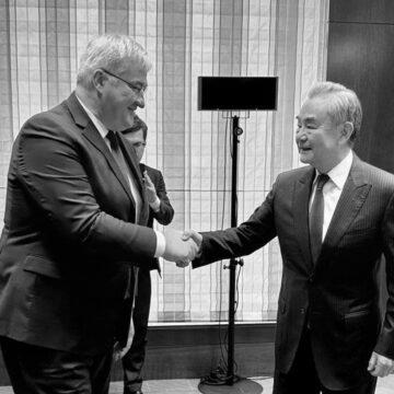 Головний покупець російської нафти допоможе Україні