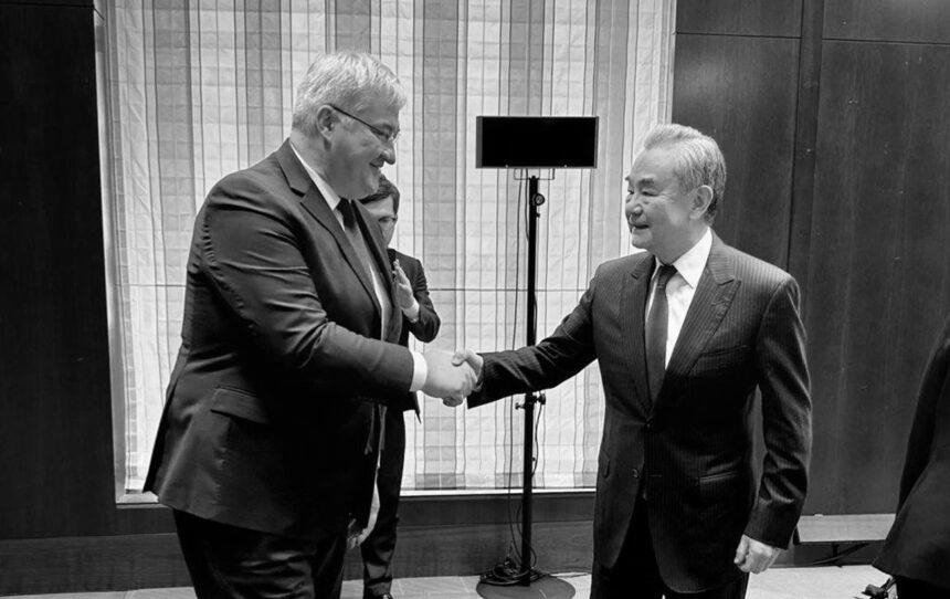 Головний покупець російської нафти допоможе Україні