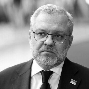 "Сигізмунд мріє злиняти послом": що на плівках НАБУ у справі Галущенка “Сигізмунд мріє злиняти послом”: що на плівках НАБУ у справі Галущенка