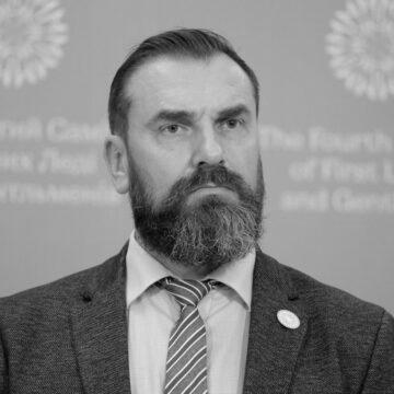 Зарплати педагогів зросли не всюди: де виникли проблеми з виплатами