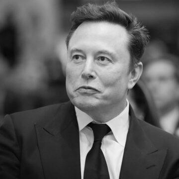 Остання крапля: як дрон над Києвом штовхнув Маска до блокування Starlink в РФ Остання крапля: як дрон над Києвом штовхнув Маска до блокування Starlink в РФ
