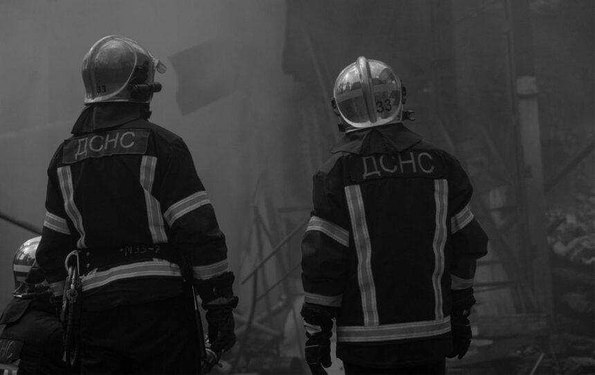 Україна під масованим ударом балістики і дронів: Київ та Дніпро здригаються від вибухів