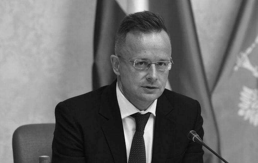 Скандал через брехню Сійярто: угорського дипломата вдруге за день “викликали на килим”