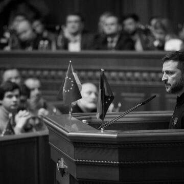 У Зеленського відреагували на "інсайд" FT про вибори та референдум в Україні У Зеленського відреагували на “інсайд” FT про вибори та референдум в Україні