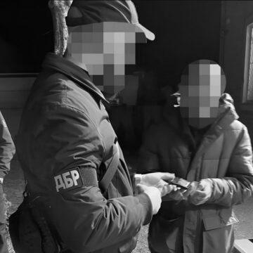 Силою "мобілізували" 60-річного: на Волині затримали посадовця ТЦК, але там заперечують побиття Силою “мобілізували” 60-річного: на Волині затримали посадовця ТЦК, але там заперечують побиття