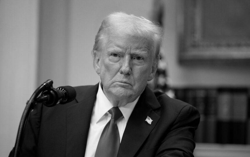 Трамп: я здивований, що Зеленський не хоче укладати мир Трамп: я здивований, що Зеленський не хоче укладати мир