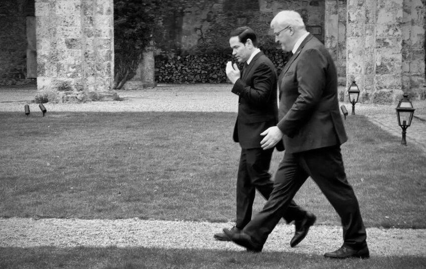 Сибіга і Рубіо обговорили війну в Україні на G7 у Франції