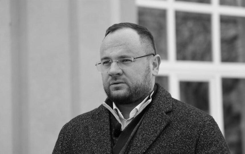 Мера Луцька достроково відправили у відставку