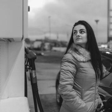 Пальне б'є рекорди: скільки українці платитимуть за літр у Німеччині Пальне б’є рекорди: скільки українці платитимуть за літр у Німеччині
