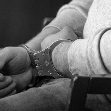 Записав на тещу і батька: у військкома на Львівщині знайшли статків на 8 млн гривень Записав на тещу і батька: у військкома на Львівщині знайшли статків на 8 млн гривень