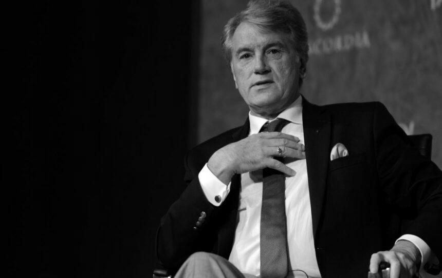 Орбан відповів на лист Ющенка звинуваченнями України в "тероризмі" Орбан відповів на лист Ющенка звинуваченнями України в “тероризмі”