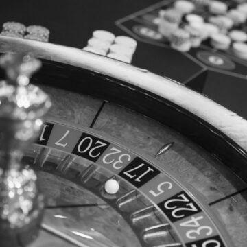 Військовим обмежать доступ до азартних ігор: як це працюватиме Військовим обмежать доступ до азартних ігор: як це працюватиме