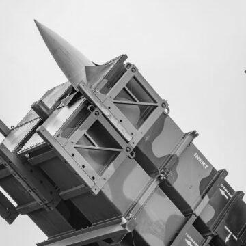 Масований обстріл України: скільки ракет та дронів “прорвали” українську ППО