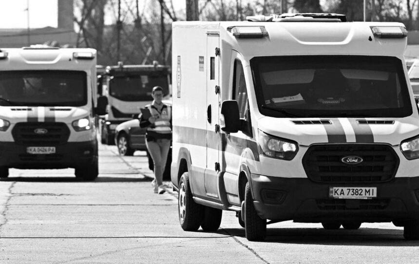 Поламали авто і “забули” про золото: Угорщина частково повернула майно Ощадбанку