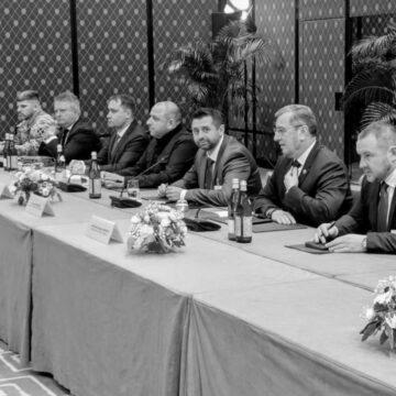 Зустріч в Абу-Дабі під питанням: що кажуть в Україні та РФ про наступні переговори Зустріч в Абу-Дабі під питанням: що кажуть в Україні та РФ про наступні переговори