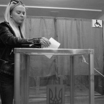 Все більше українців проти виборів під час війни: як змінилися настрої