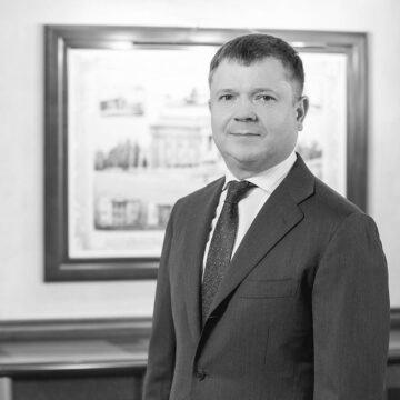 Суд дозволив заочне розслідування щодо Жеваго у справі банку "Фінанси та кредит" Суд дозволив заочне розслідування щодо Жеваго у справі банку “Фінанси та кредит”