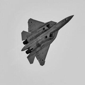 У ГУР розкрили заводи та інститути, що виробляють російський винищувач Су-57