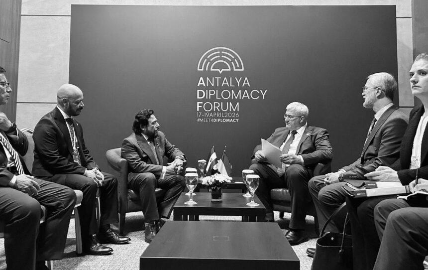 Сибіга: час знімати не тільки Ормузьку блокаду, а й “Орбанівську”