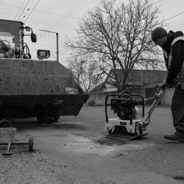 В Україні до травня відремонтують всі основні дороги, – Свириденко