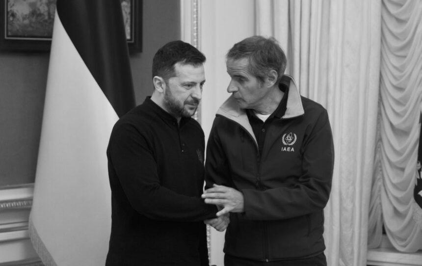 Зеленський обговорить з главою МАГАТЕ мирну деокупації ЗАЕС