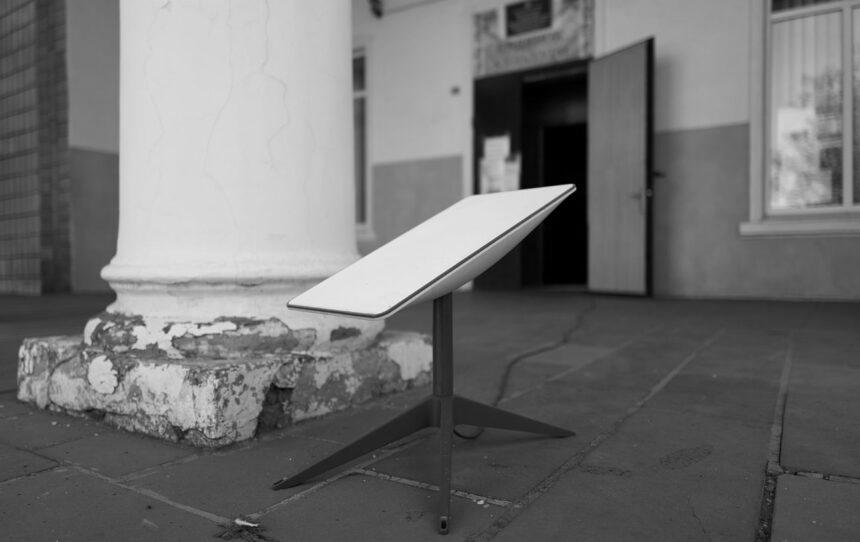 "Втемну" реєстрував "Старлінки" для ворога: під Києвом викрили російського агента “Втемну” реєстрував “Старлінки” для ворога: під Києвом викрили російського агента