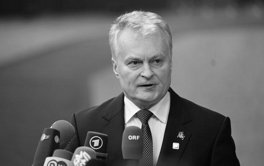 Президент Литви закликав до санкцій проти “Росатома” у роковини аварії на ЧАЕС