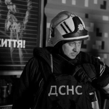 Росіяни атакували Дніпро: у кількох районах пожежі, загорілися квартири у багатоповерхівці