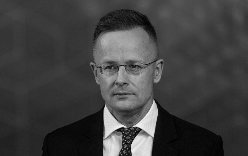 Сійярто знову звинуватив Україну в “зазіханні на суверенітет” і пригрозив наслідками