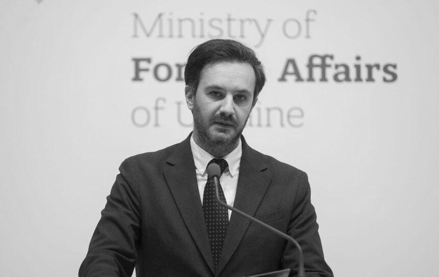 Україна та ЄС готують санкційний удар по “тіньовому зерновому флоту” Росії