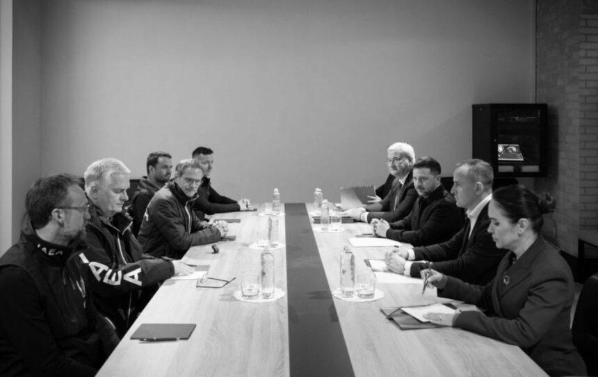 Запорізька АЕС має повернутися під контроль України: Зеленський зустрівся з главою МАГАТЕ