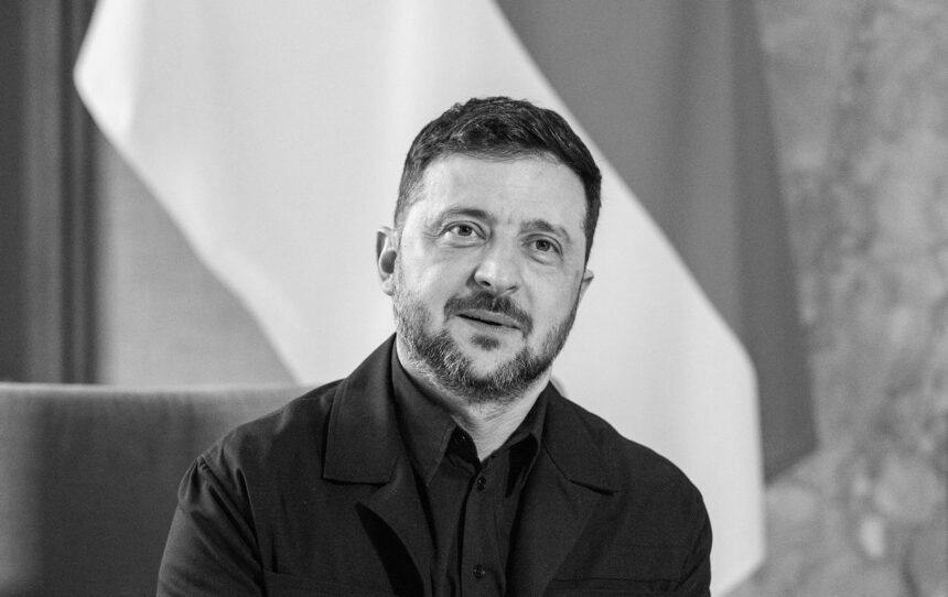 Зеленський висміяв відключення інтернету в Москві через парад Путіна