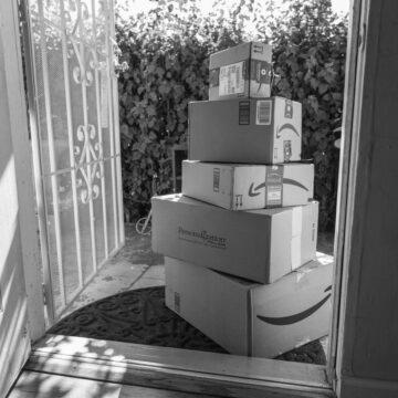 ЄС може прив’язати частину допомоги Україні до нового податку на посилки, - Bloomberg ЄС може прив’язати частину допомоги Україні до нового податку на посилки, – Bloomberg