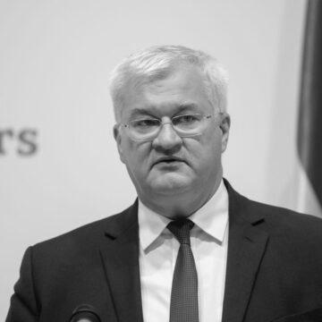 Сибіга вперше зустрівся з новою главою МЗС Угорщини: про що говорили Сибіга вперше зустрівся з новою главою МЗС Угорщини: про що говорили