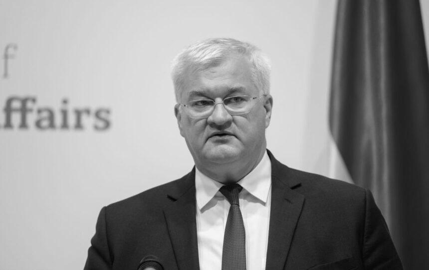 Сибіга вперше зустрівся з новою главою МЗС Угорщини: про що говорили
