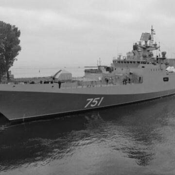 Українські дрони атакували два військові кораблі РФ у Новоросійську Українські дрони атакували два військові кораблі РФ у Новоросійську