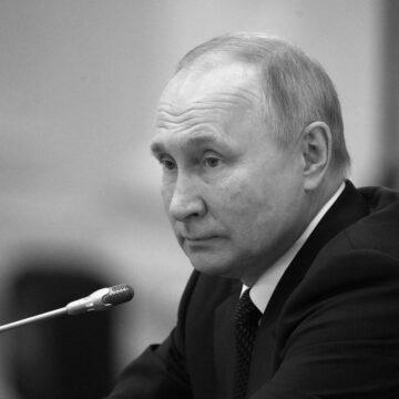 Путін повернувся до ядерного залякування і згадав про "Орєшнік" Путін повернувся до ядерного залякування і згадав про “Орєшнік”