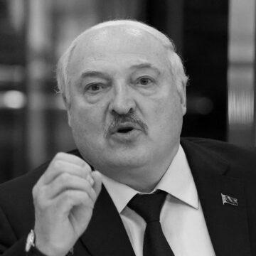Білорусь звинуватила Україну у "щоденних атаках дронів": у Києві назвали це абсурдом Білорусь звинуватила Україну у “щоденних атаках дронів”: у Києві назвали це абсурдом