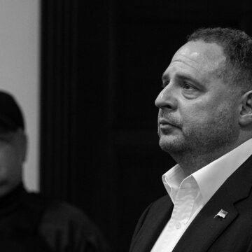 Підозра Єрмаку: що говорять на Банковій, у Верховній Раді та західних посольствах Підозра Єрмаку: що говорять на Банковій, у Верховній Раді та західних посольствах