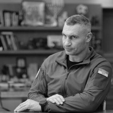 Кличко проти Банкової: аналітика битви за владу в Києві за хвилину Кличко проти Банкової: аналітика битви за владу в Києві за хвилину