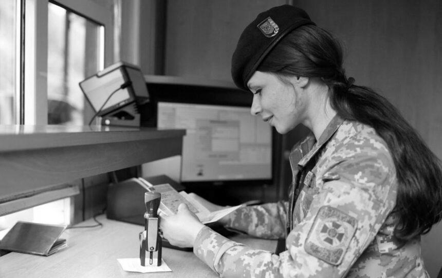 Виїзд за кордон по-новому: для кого спростили правила і що змінилося
