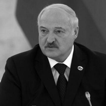 Лукашенко готовий приїхати в Україну: у Зеленського жорстко йому відповіли Лукашенко готовий приїхати в Україну: у Зеленського жорстко йому відповіли