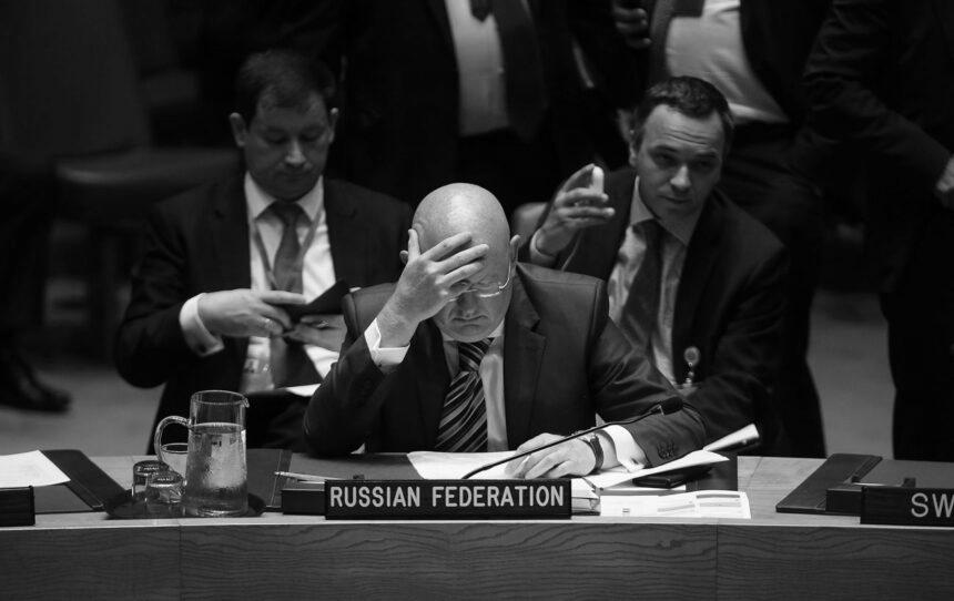 Росія на Радбезі ООН знову пригрозила Латвії через дрони, але отримала відповідь США Росія на Радбезі ООН знову пригрозила Латвії через дрони, але отримала відповідь США