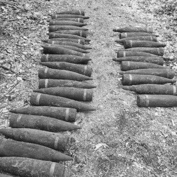 У Берліні в лісі знайшли 59 нерозірваних радянських снарядів часів Другої світової У Берліні в лісі знайшли 59 нерозірваних радянських снарядів часів Другої світової