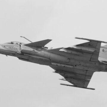 Українські пілоти вже навчаються на винищувачах Gripen Українські пілоти вже навчаються на винищувачах Gripen
