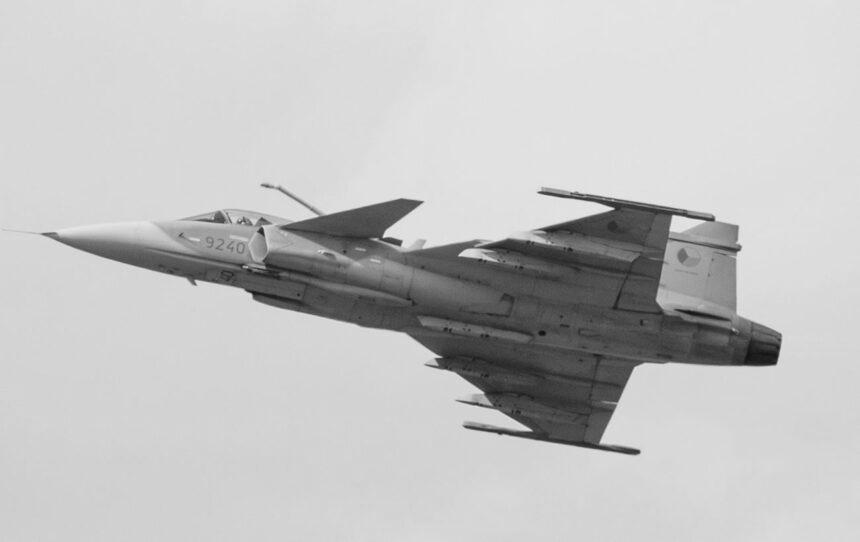 Українські пілоти вже навчаються на винищувачах Gripen