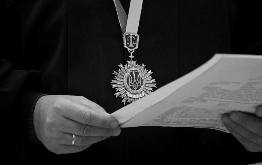 Ще один фігурант справи "Мідас" вирішив судитися з Зеленським Ще один фігурант справи “Мідас” вирішив судитися з Зеленським
