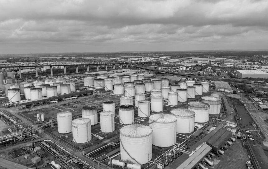 Bloomberg дав невтішний прогноз щодо цін на нафту на найближчий рік