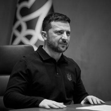 Зеленський пояснив ідею РФ про "перемир'я" на 9 травня і назвав головний ризик Зеленський пояснив ідею РФ про “перемир’я” на 9 травня і назвав головний ризик